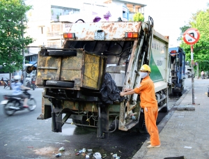 VẬN CHUYỂN RÁC THẢI